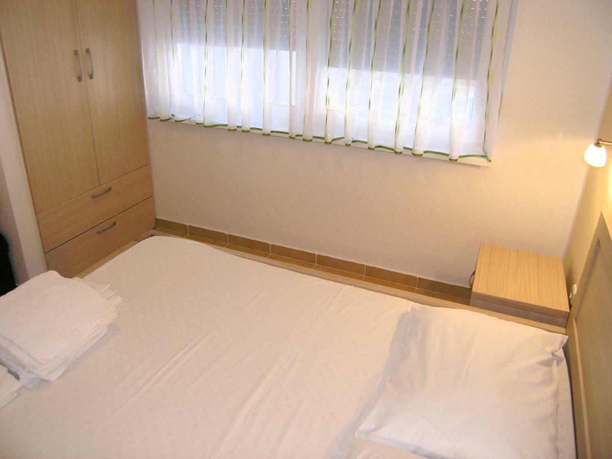 Apartment Damijan Krk Town Exterior photo